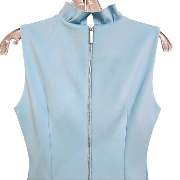 Elegant Blue Sleeveless Dress - Picture 4 of 10